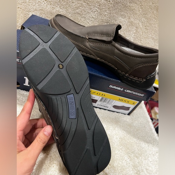 IZOD Men's Thomas Memory Foam Casual Slip-On Shoes Brown Sizes 8 NWB - Picture 2 of 7